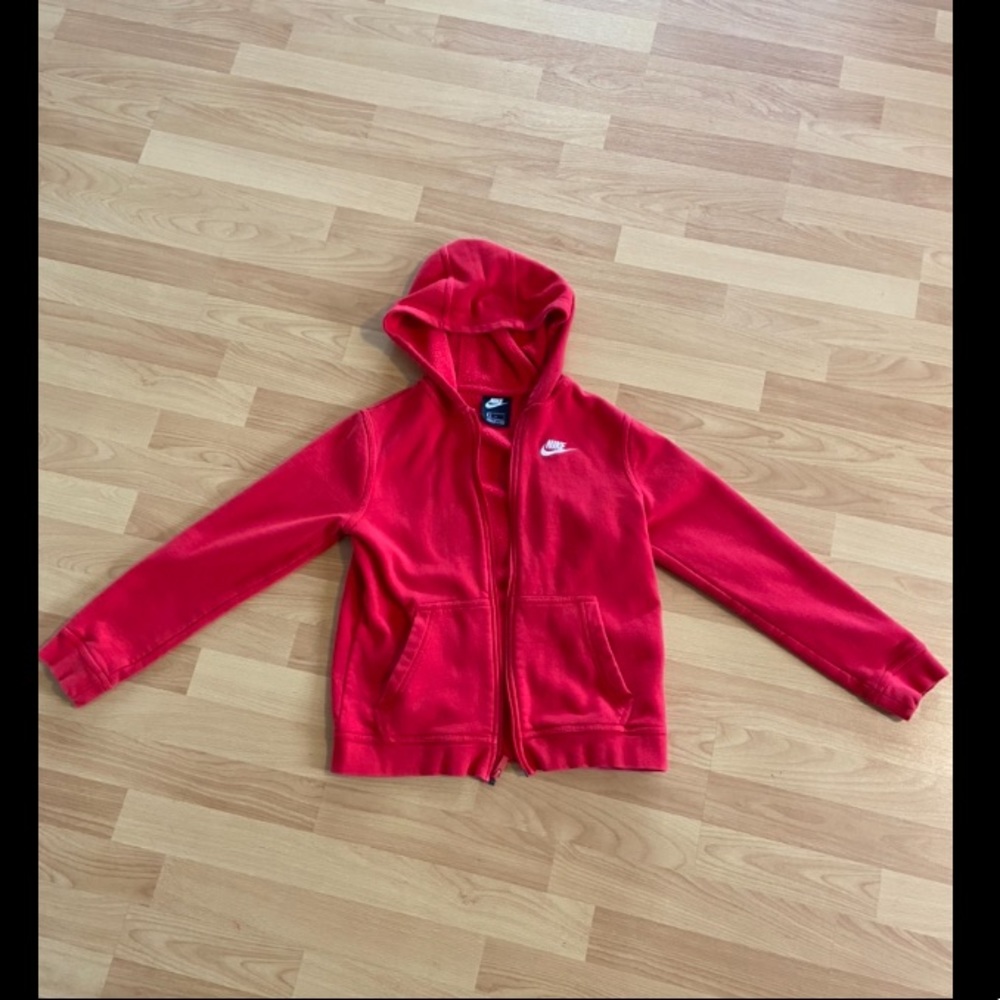 Red Kids Nike sweatshirt size Large